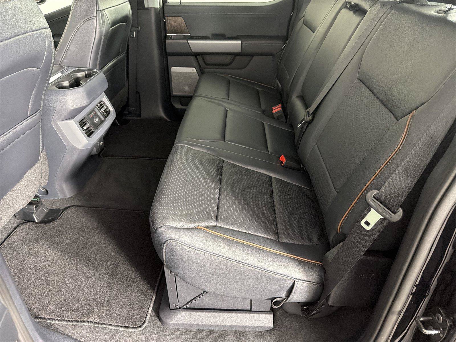 New 2026 Ford F250 Lariat w/ Lariat Premium Package AWD/4WD image 21