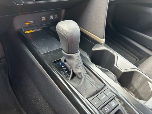 Certified 2025 Toyota Camry LE image 27