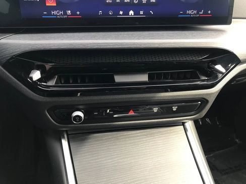 Used 2025 BMW i4 xDrive40i w/ Premium Package image 30