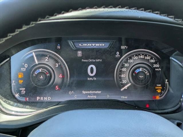 New 2026 RAM 2500 Limited AWD/4WD image 10