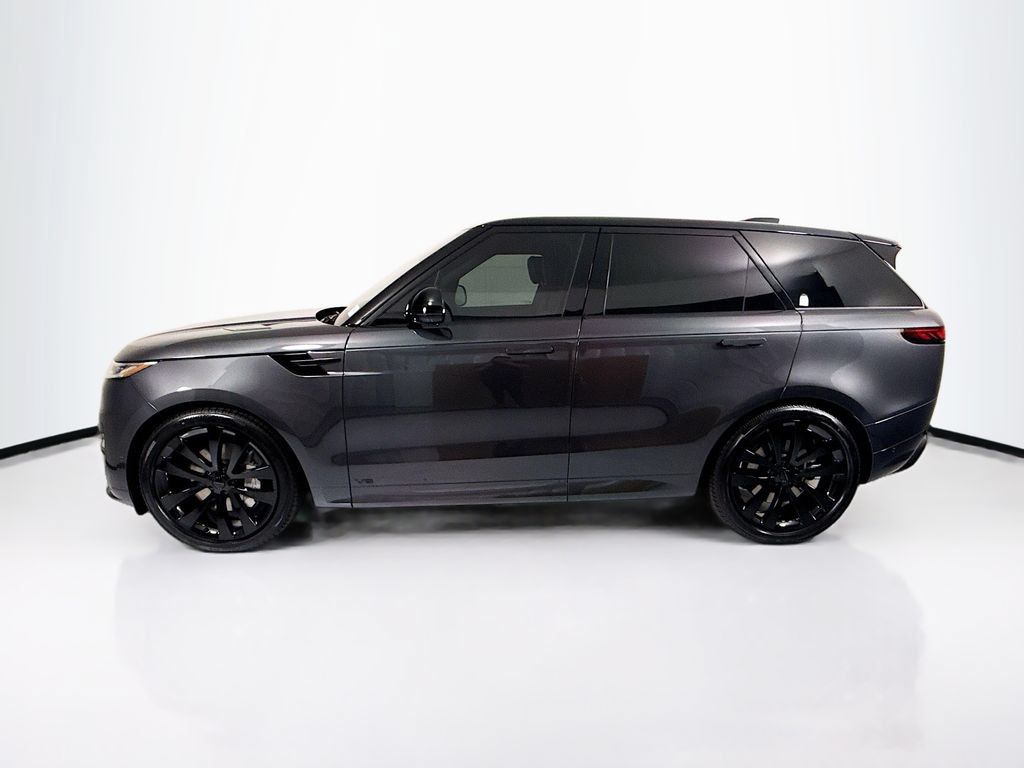 New 2026 Land Rover Range Rover Sport Dynamic SE AWD/4WD image 8