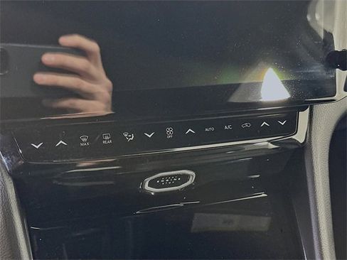 New 2026 Jeep Grand Cherokee Limited image 11