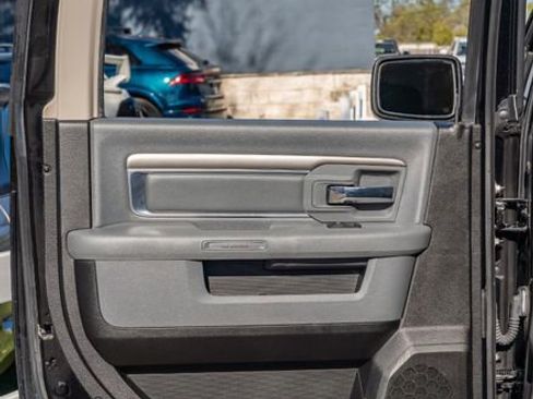 Used 2019 RAM 1500 Classic Warlock w/ Electronics Group image 33