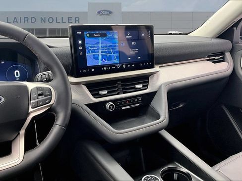 New 2026 Ford Explorer Active w/ Active Comfort Package AWD/4WD image 6