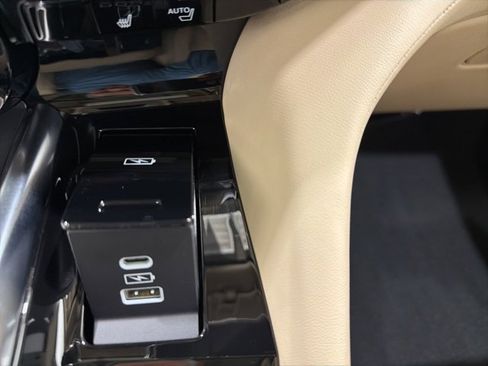 Certified 2025 Acura MDX w/ Technology Package image 42