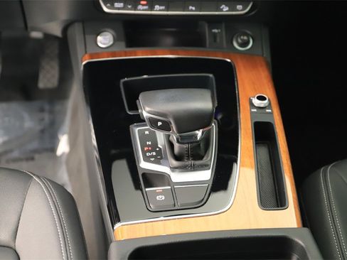 Certified 2023 Audi Q5 2.0T Premium w/ Convenience Package image 21