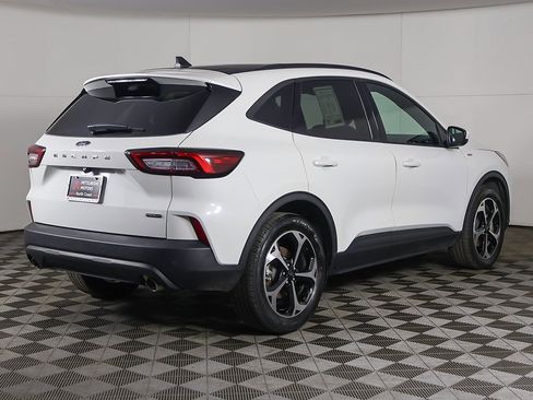 Used 2025 Ford Escape ST-Line Elite w/ Tech Pack #1 image 11