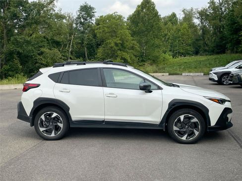 Used 2024 Subaru Crosstrek 2.5i Limited AWD/4WD image 6