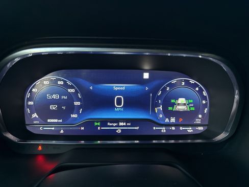 Used 2022 Chevrolet Suburban Z71 image 32