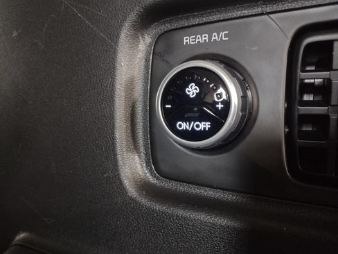 Certified 2024 Hyundai Santa Fe SEL AWD/4WD image 19