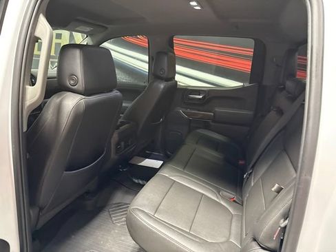 Used 2022 Chevrolet Silverado 1500 LT Trail Boss w/ LT Trail Boss Premium Package AWD/4WD image 10