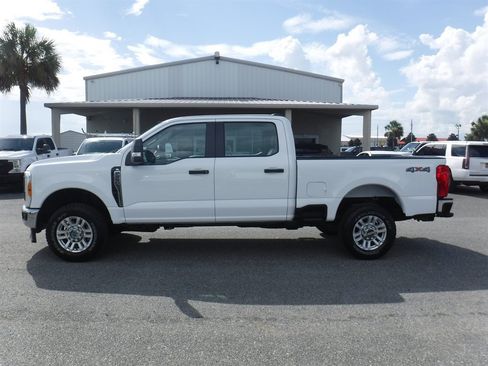 Used 2023 Ford F250 XL w/ XL Chrome Package AWD/4WD image 1