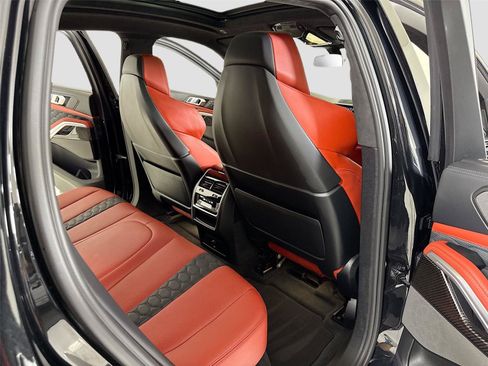 Used 2022 BMW X6 M w/ Competition Package AWD/4WD image 26