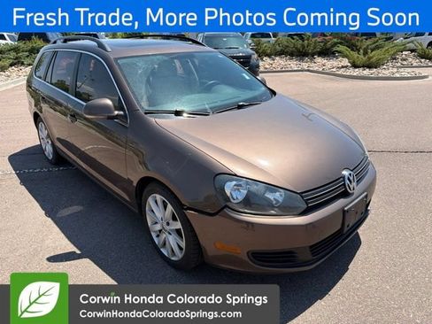 Used 2011 Volkswagen Jetta TDI FWD image 1