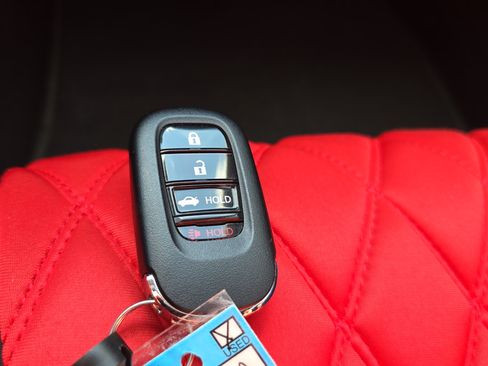 Used 2025 Honda Civic LX image 27
