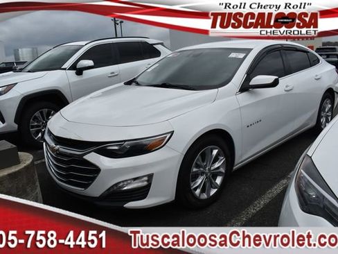 Used 2024 Chevrolet Malibu LT image 1