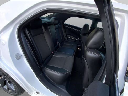 Used 2023 Chrysler 300 S w/ Comfort Group RWD image 19