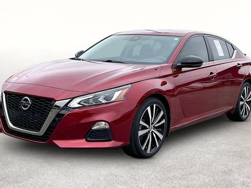 Used 2021 Nissan Altima 2.5 SR w/ SR Premium Package FWD image 14