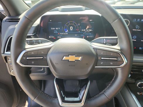 Used 2025 Chevrolet Tahoe Premier AWD/4WD image 19