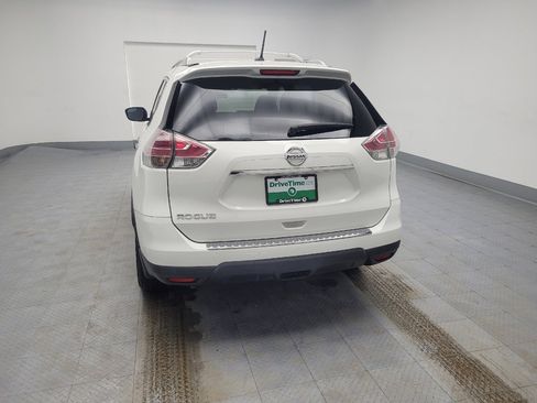 Used 2016 Nissan Rogue S w/ S Family Package image 6