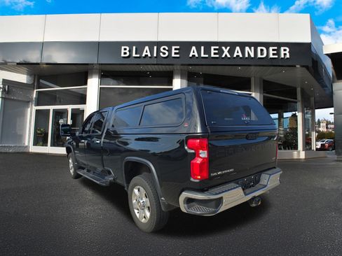 Used 2022 Chevrolet Silverado 2500 LTZ w/ LTZ Convenience Package AWD/4WD image 7