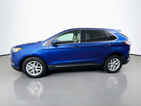 Certified 2022 Ford Edge SEL w/ Convenience Package AWD/4WD image 4