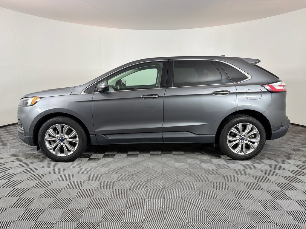 Used 2022 Ford Edge Titanium AWD/4WD image 6