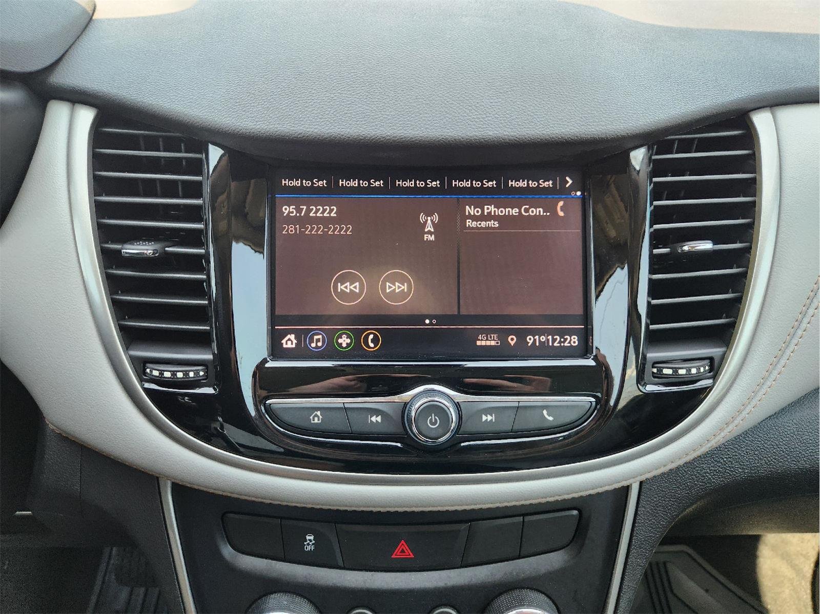 Used 2020 Chevrolet Trax LS w/ LPO, Cargo Package FWD image 16