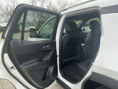 Used 2025 Chevrolet Equinox LT w/ Convenience Package II AWD/4WD image 16