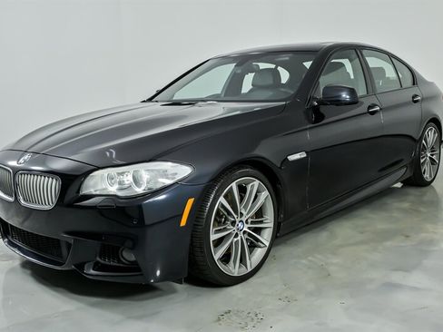 Used 2013 BMW 550i Sedan RWD image 5