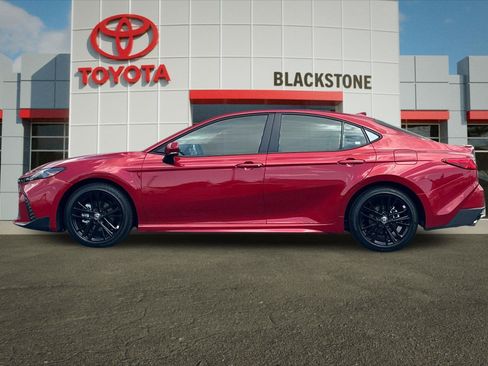 Used 2026 Toyota Camry SE w/ Multimedia Upgrade Package FWD image 6