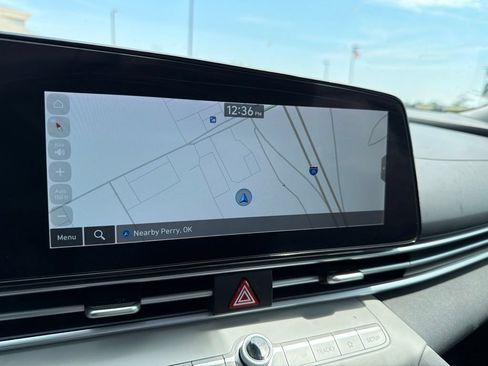 Used 2024 Hyundai Elantra Limited FWD image 33