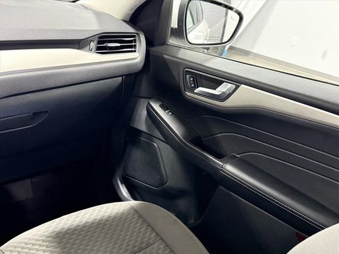 Certified 2021 Ford Escape SE w/ Convenience Package image 12