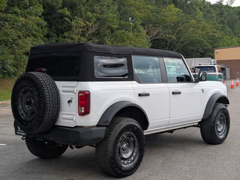 Used 2025 Ford Bronco 4-Door w/ Sasquatch Package AWD/4WD image 9