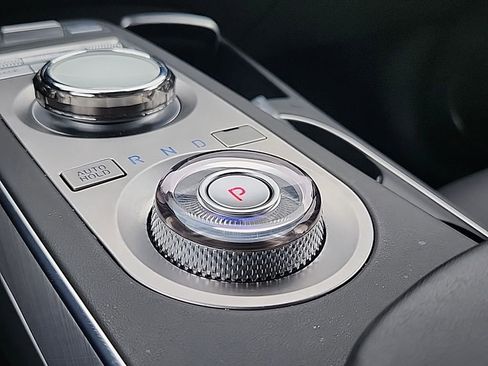 Used 2025 Genesis Electrified GV70 Prestige w/ Prestige Package image 20