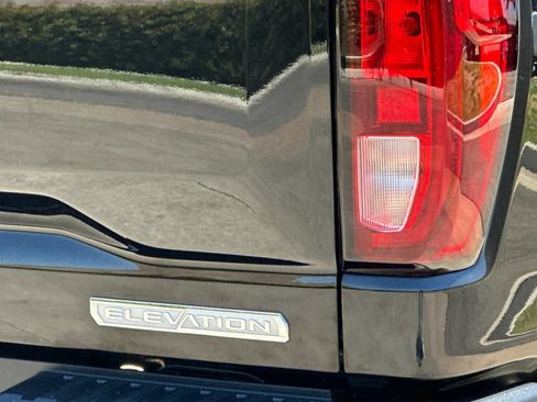 Certified 2023 GMC Sierra 1500 Elevation w/ X31 Off-Road Package AWD/4WD image 28