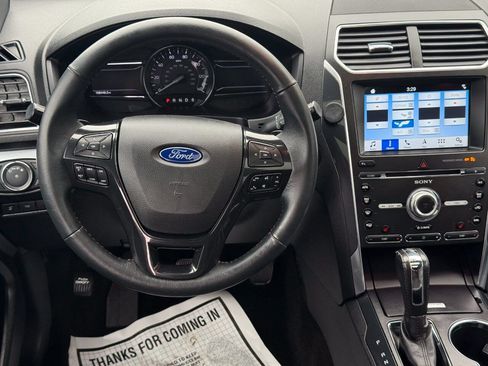 Used 2018 Ford Explorer Sport AWD/4WD image 15