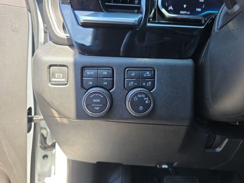 Used 2022 Chevrolet Silverado 1500 LT w/ All Star Edition Plus AWD/4WD image 19
