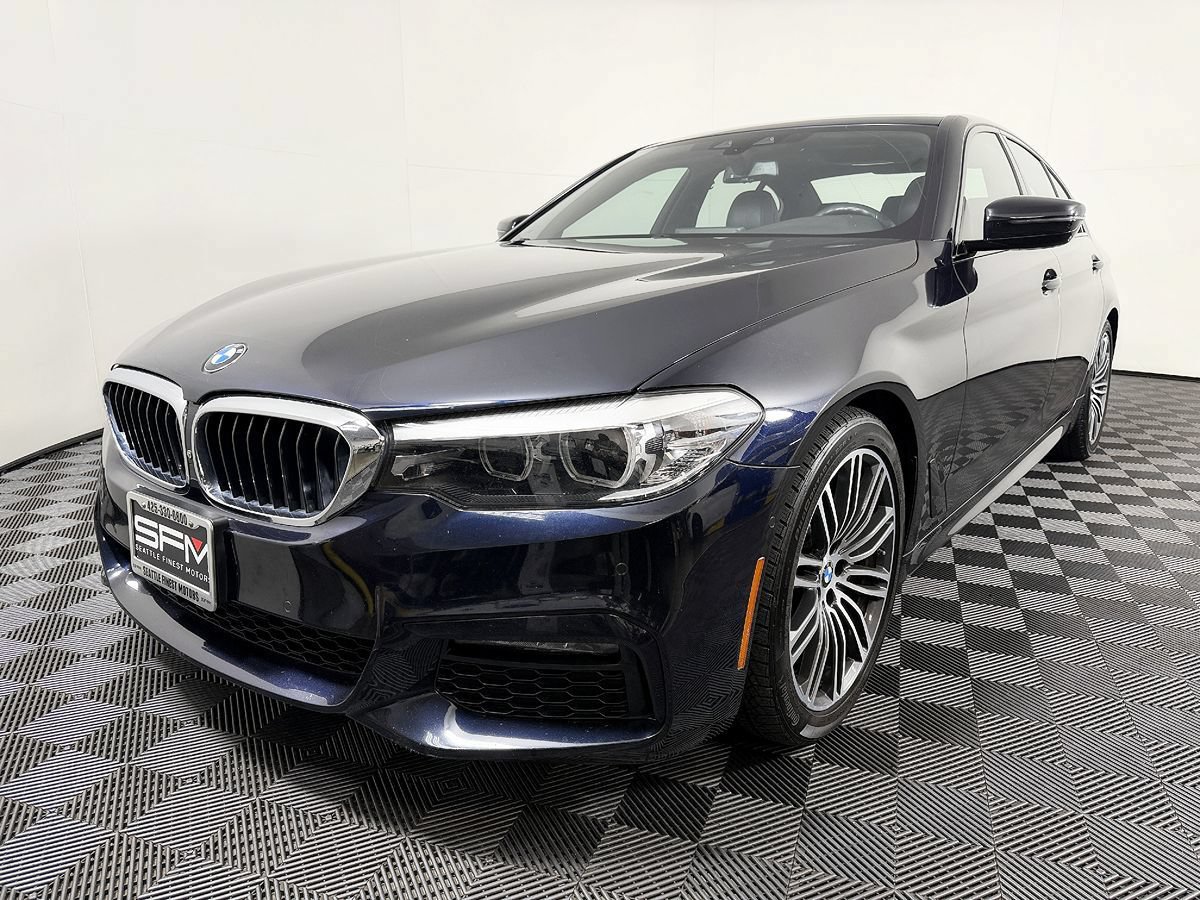 Used 2019 BMW 540i w/ M Sport Package RWD image 3