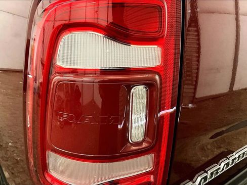 Used 2024 RAM 3500 Laramie image 28