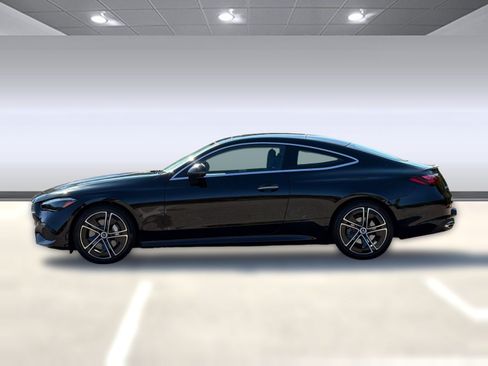Used 2026 Mercedes-Benz CLE 300 4MATIC Coupe image 2