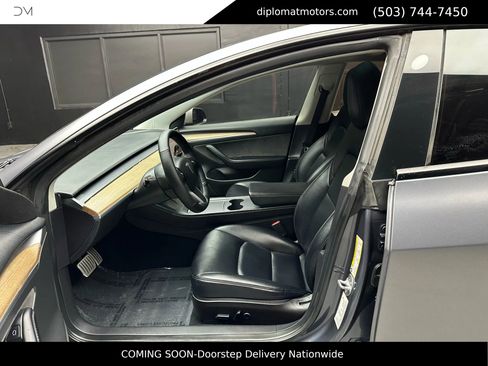 Used 2023 Tesla Model 3 Performance image 18