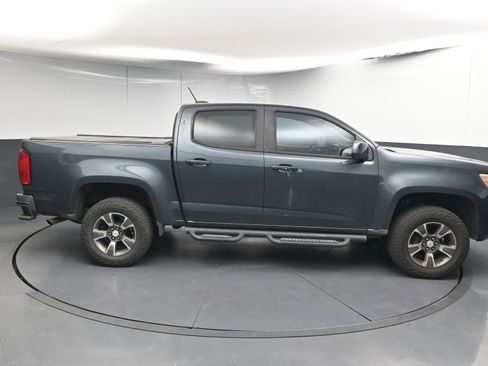 Used 2017 Chevrolet Colorado Z71 image 9
