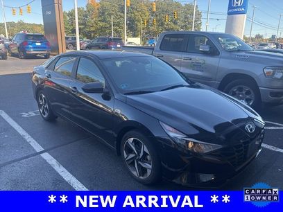 Used 2023 Hyundai Elantra SEL w/ Convenience Package
