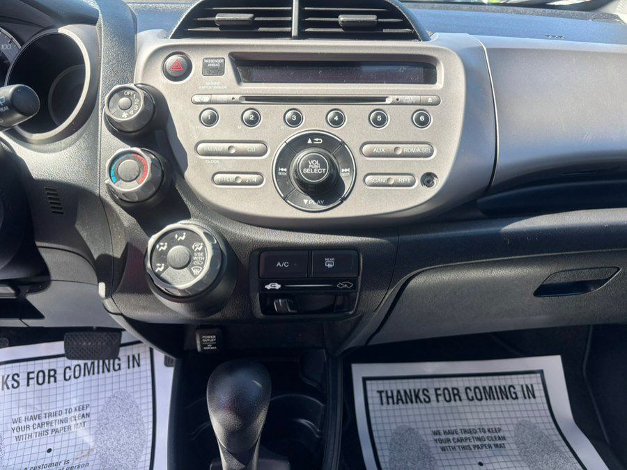Used 2010 Honda Fit image 18