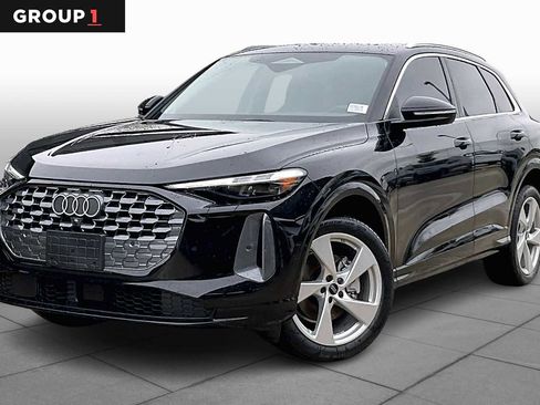 New 2025 Audi Q5 Premium Plus image 1