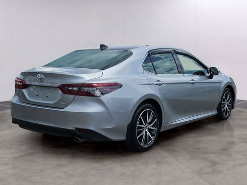 Used 2023 Toyota Camry XLE w/ Cold Weather Package AWD/4WD image 4