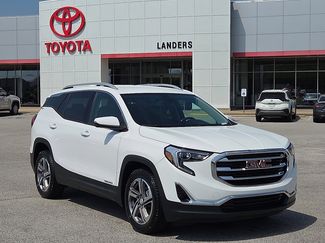 Used 2020 GMC Terrain SLT image 1