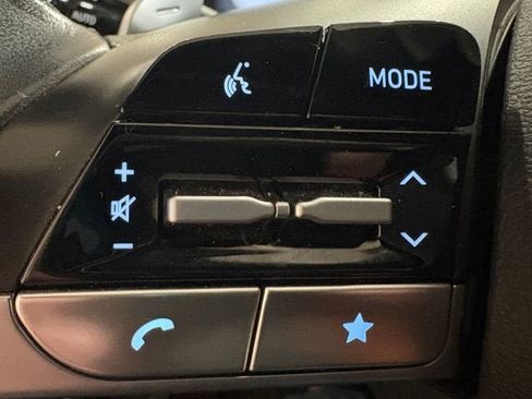 Used 2023 Hyundai Santa Cruz SEL Premium w/ Cargo Package image 18