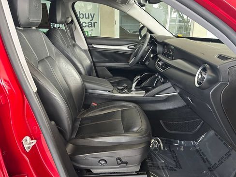 Used 2018 Alfa Romeo Stelvio Sport w/ Quick Order Package 22J Sport AWD/4WD image 22